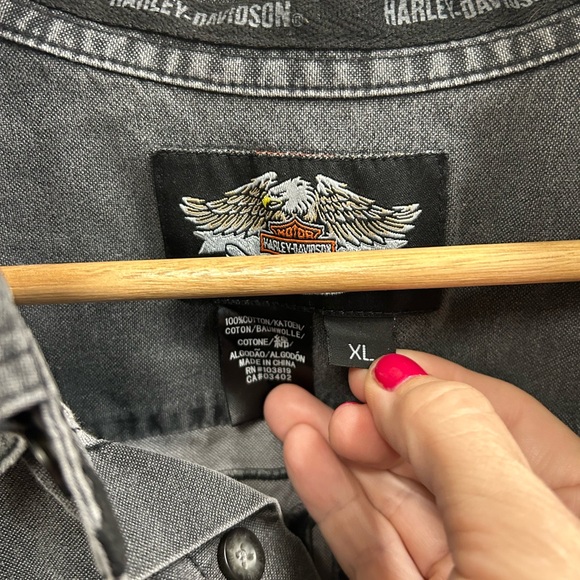 Harley Davidson Men's Gray Short Sleeve Shirt Button Down - Picture 4 of 4